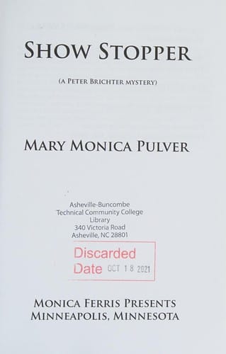 Show stopper: (a Peter Brichter mystery)