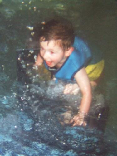 REFERAT Hija e maleve: novela