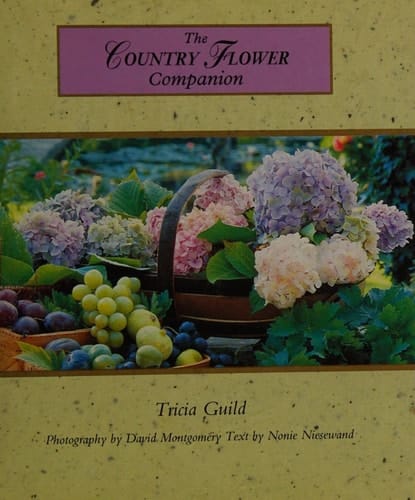The Country Flower Companion (Country Companion Series)