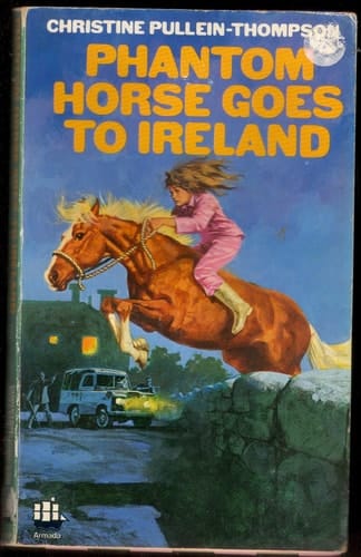 Phantom horse goes to Ireland (An Armada pony book)