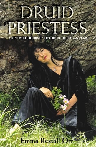 Druid Priestess An Intimate Journey Through the Pagan Year