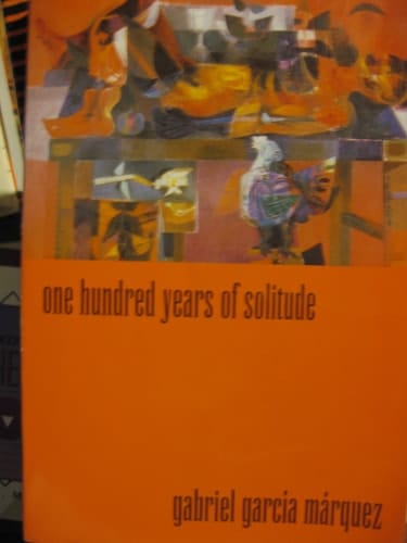 One Hundred Years of Solitude (Modern Classics)