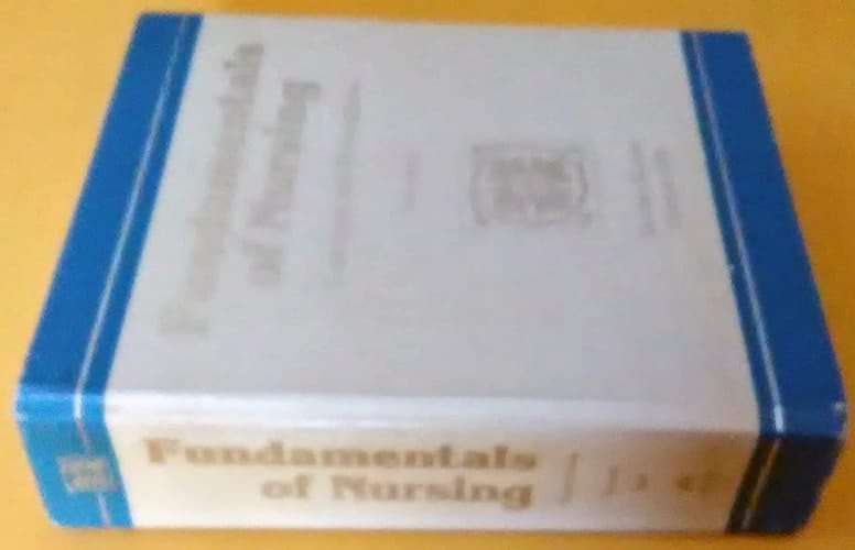 Fundamentals of Nursing: Concepts and Procedures