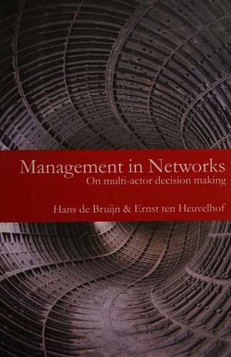 Management in Networks: On multi-actor decision making