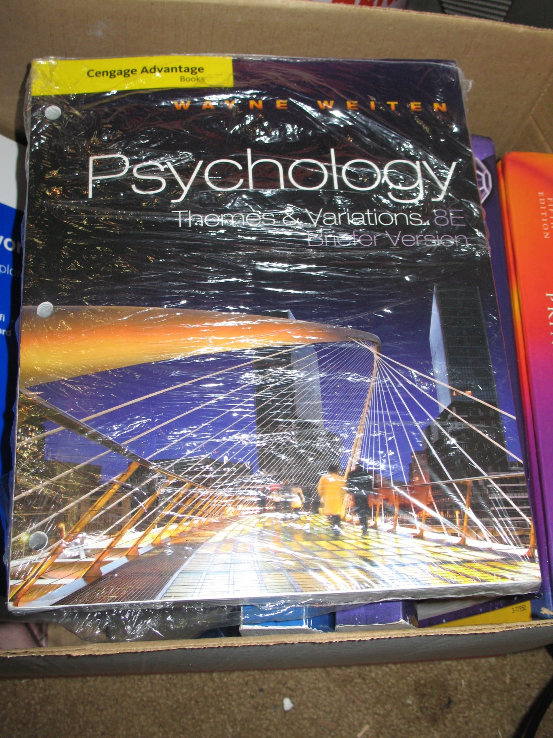 Cengage Advantage Books: Psychology Themes and Variations, Briefer Edition