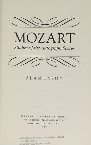 Mozart: Studies of the Autograph Scores
