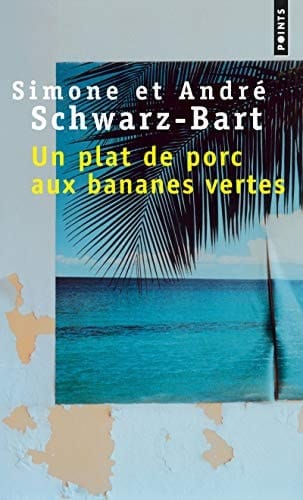 Un plat de porc aux bananes vertes roman