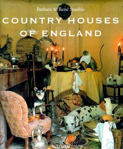 Country houses of England =