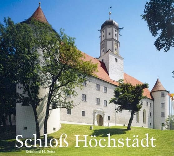 Das Fürstliche Renaissanceschloß zu Höchstädt a.d. Donau seine Baugeschichte und seine (ost)europäischen Bezüge ; der Baunternehmer Gilg Vältin/Julio Dino, "Magistro Grigione" aus Roveredo ; Witwenresidenz (1615 - 1632) von Pfalzgräfin Anna von Neuburg ; Bergungsstätte für ukrainische und osteuropäische Museen im Rahmen zweier vor- und frühgeschichtlicher NS-Forschungsinstitute für Osteuropa (1944/45)