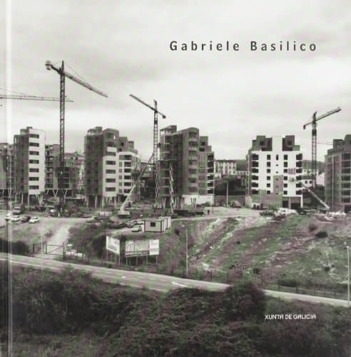 Compostela : Gabriele Basilico : Centro Galego de Arte Contemporanea, Santiago de Compostela, 5 marzo-30 maio 2004