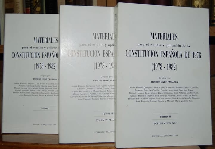 Materiales para el estudio y aplicación de la Constitución española de 1978 1978-1982