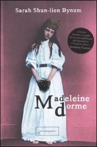 Madeleine dorme