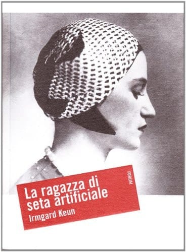 La ragazza di seta artificiale