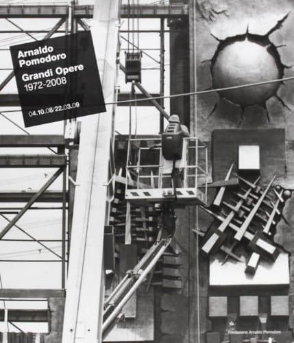 Arnaldo Pomodoro grandi opere 1972-2008