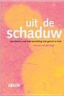 Uit de schaduw tien homo's over hun worsteling met geloof en kerk