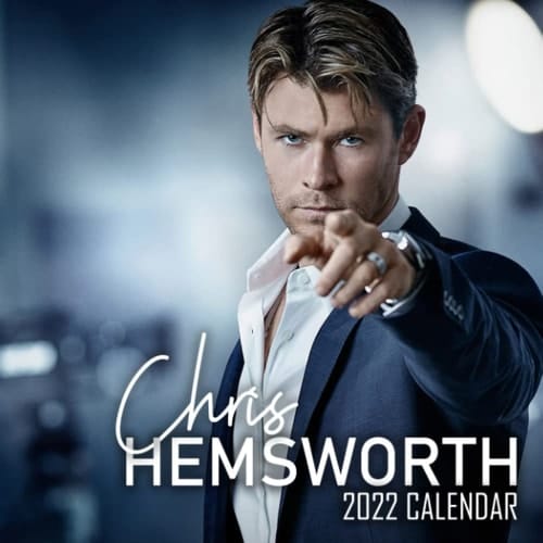 Chris Hemsworth Calendar 2022: January 2022 - December 2022 OFFICIAL Squared Monthly Calendar, 12 Months | BONUS 4 Months 2021