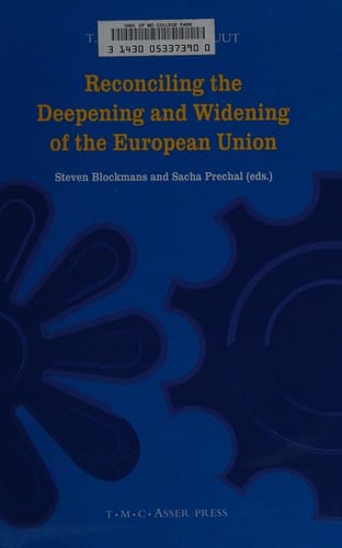 Reconciling the deepening and widening of the European Union