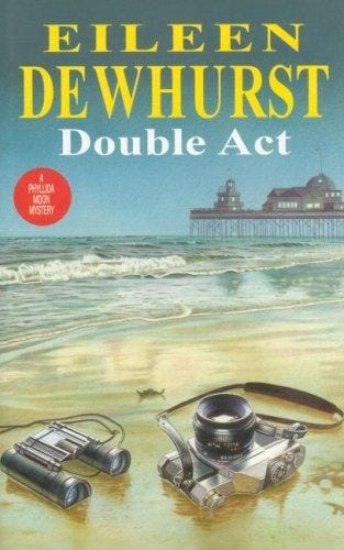 Double ACT (A Phyllida Moon Mystery)
