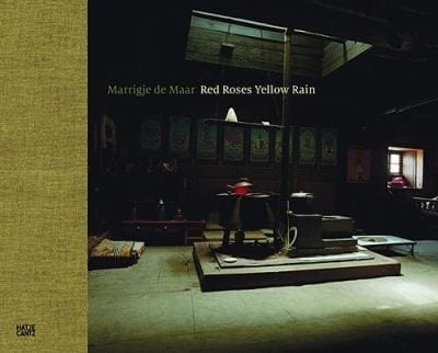 Marrigje De Maar Red Roses Yellow Rain