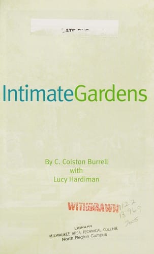 Intimate gardens