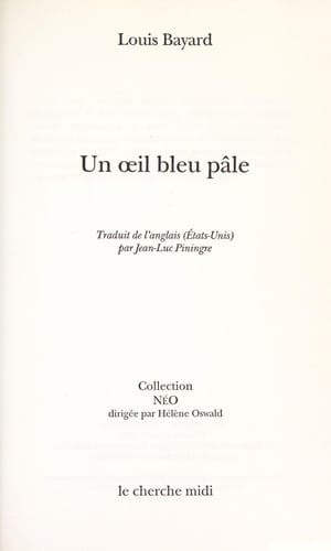 Un ¿il bleu pale