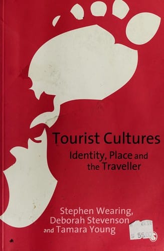 Tourist cultures