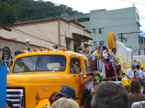 The Land of the Morning Calm and Other Stories: Elementary Level (Guided Reader)