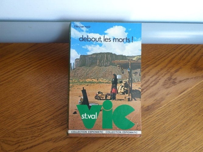 Debout, les morts! roman