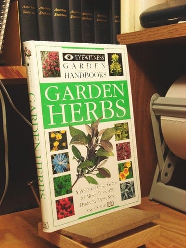 Eyewitness Garden Handbooks: Garden Herbs