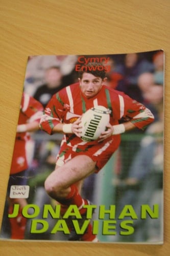 Cymry Enwog (Pecyn o 5) - Jonathan Davies, John Hartson, Rhys Ifans, Siân Lloyd a Cerys Matthews