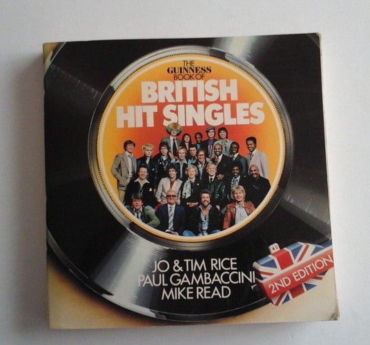The Guinness Book of British Hit Singles (the Guinness Book of Records Records)