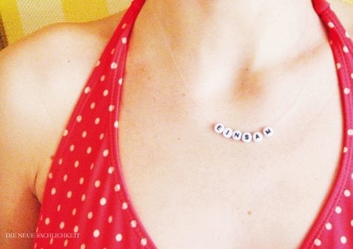 Einsam sein im Sommer sieben Installationen nach einem Gedicht von Wolf Wondratschek ; Ausstellung im Museum für Verwandte Kunst, Köln 29. April bis 1. Juli 2012