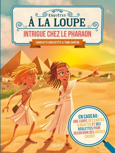 Intrigue chez le Pharaon En cadeau : une loupe, des cartes à gratter et des réglettes pour découvrir des indices cachés