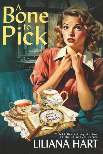 A Bone to Pick (A Mabel McCoy Mystery)