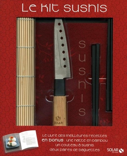 Le kit sushis Livre de recettes + une natte en bambou, un couteau à sushis et deux paires de baguettes