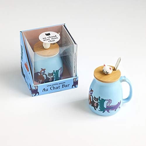 Coffret Une petite pause au Chat Bar Le livre Cookies, muffins, et autres petits réconforts avec 1 mug et sa cuillère