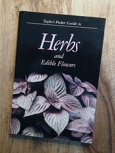 Taylor's Pocket Guide to Herbs and Edible Flowers