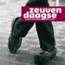 Zeuvendaagse wandelen met schrijvers door Drenthe