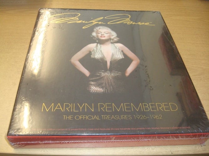 Marilyn Remembered The Official Treasures 1926-1962