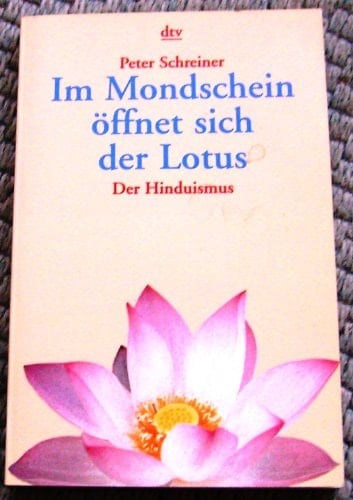Im Mondschein öffnet sich der Lotus der Hinduismus