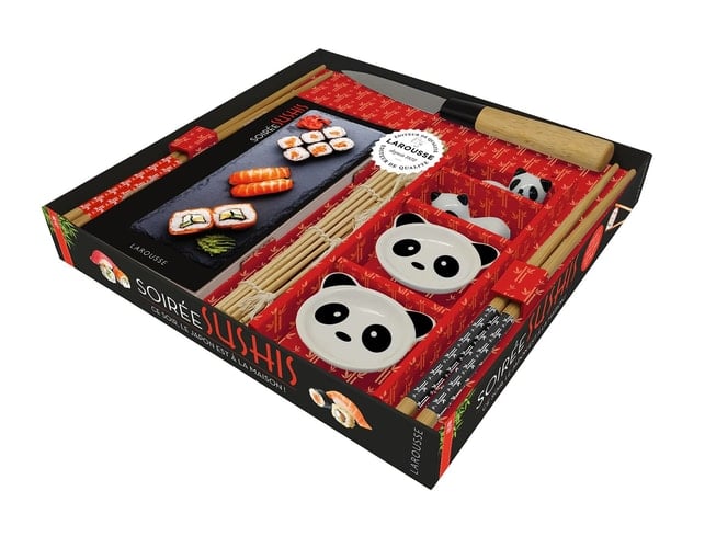Soirée sushis Coffret avec 1 couteau, 1 natte en bambou, 2 repose-baguettes, 2 coupelles à sauce et 2 paires de baguettes et 1 livret