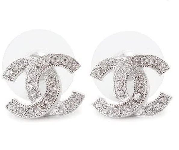 Du Sheng Zi NU Fu Mu Nian Lao Hou Di Zhao Gu Wen Ti: Shanghai Yu Dongjing Lao Ling Hua DUI Bi Yan Jiu (Zhongguo ren kou yan jiu cong shu) (Chinese Edition)