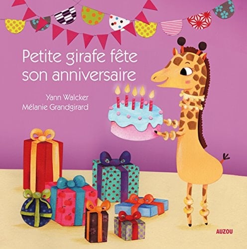 Petite girafe fête son anniversaire