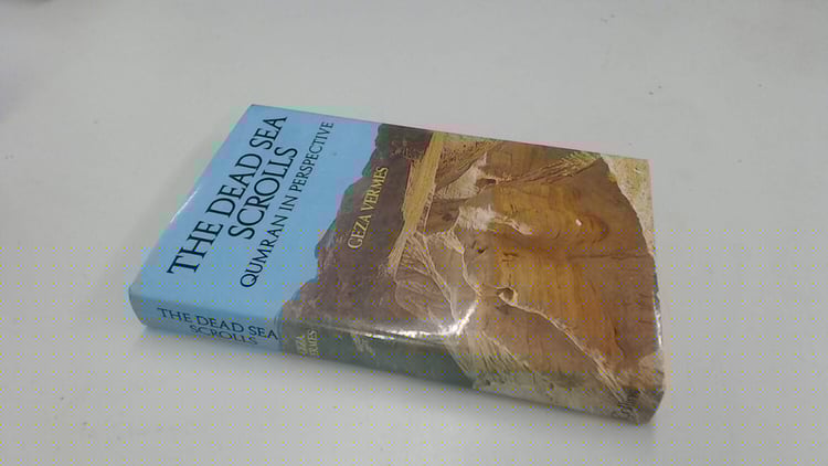 The Dead Sea Scrolls: Qumran in perspective