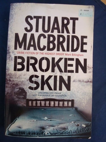 BROKEN SKIN {DS Logan McRae Series}