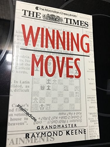 WINNING MOVES (The Macmillan Chess Library)