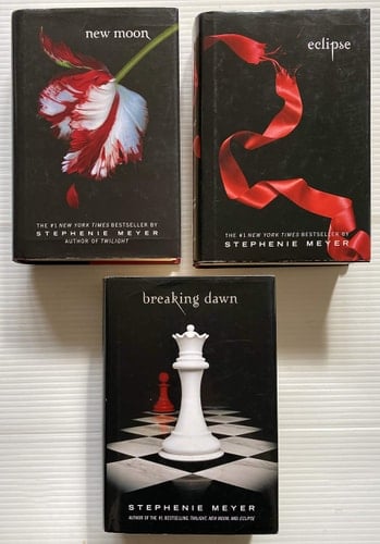 3 Books! From Twilight Series Collection *NO* Twilight Book! 1) New Moon 2) Eclipse 3) Breaking Dawn