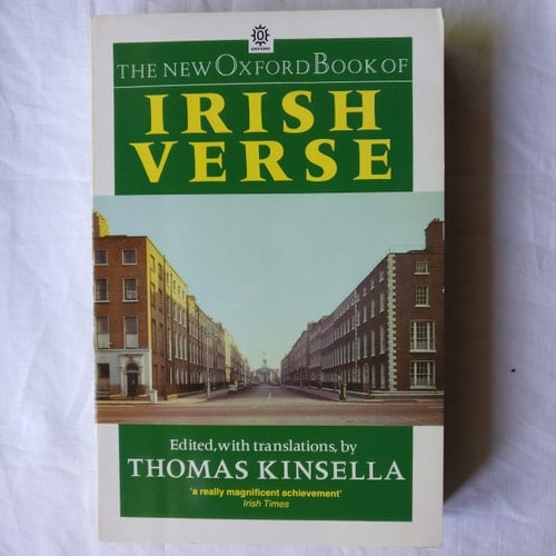 The New Oxford Book of Irish Verse (Oxford Books of Verse)