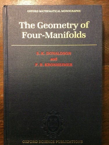 The Geometry of Four-Manifolds (Oxford Mathematical Monographs)