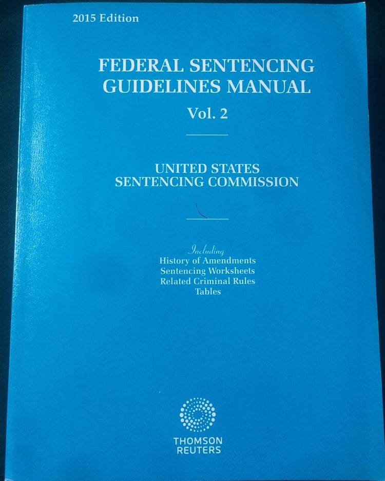 Federal Sentencing Guidelines Manual Vol. 2 2015 Edition